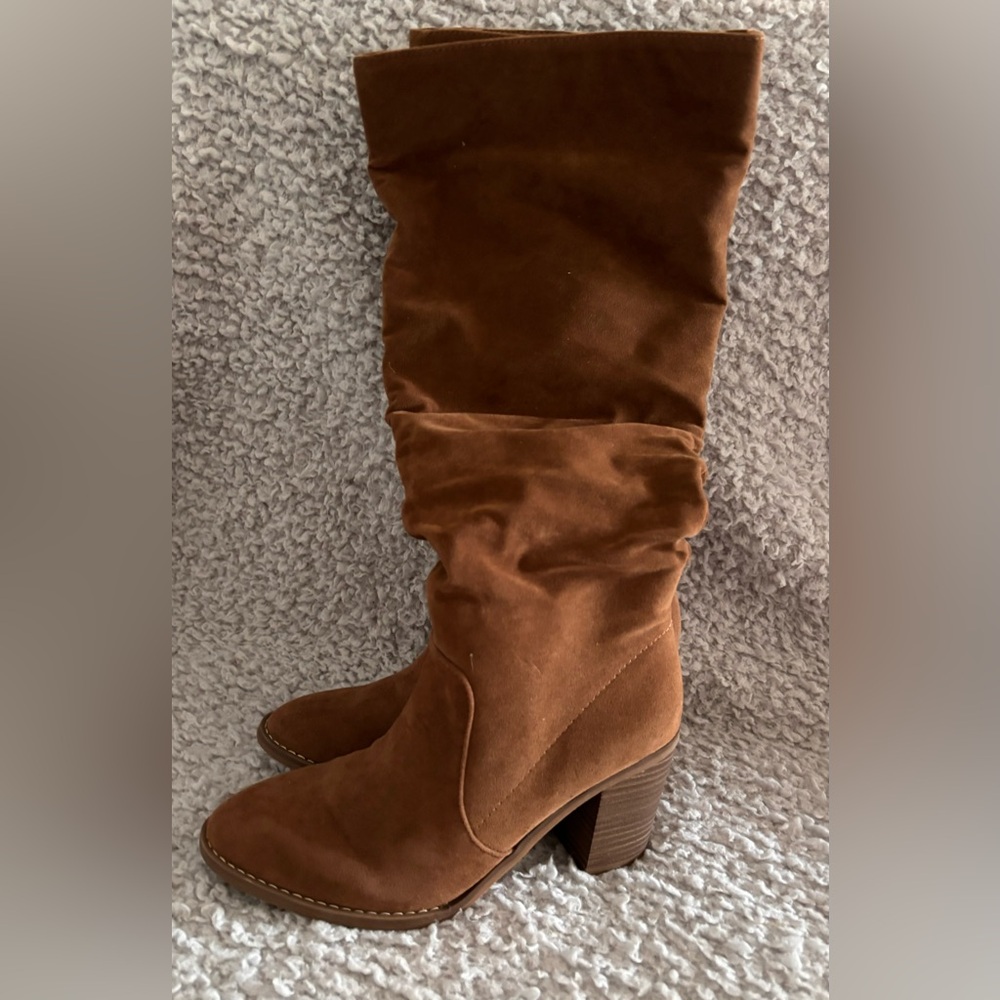 NWT Universal Thread Harlan Tall Boots with Heel